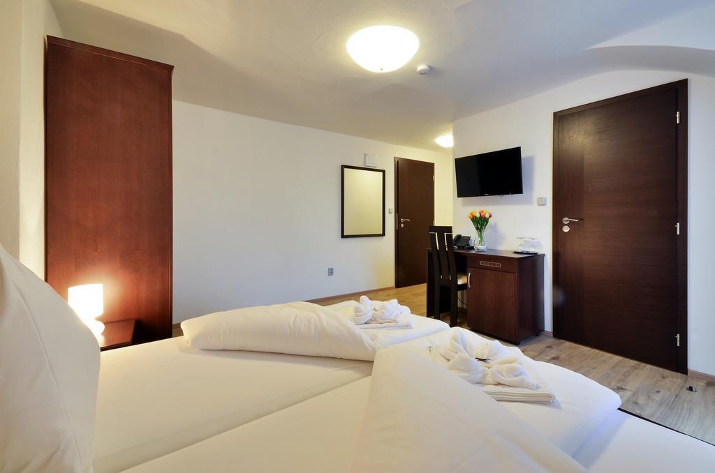 Hotel Hubertus Вальтице Экстерьер фото