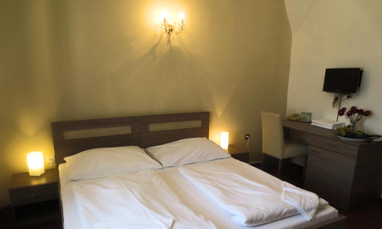 Hotel Hubertus Вальтице Экстерьер фото